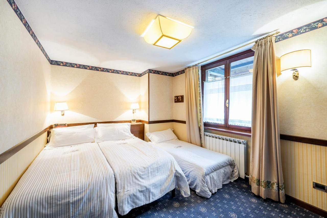 Hotel Petit Prince Antagnod Exterior foto