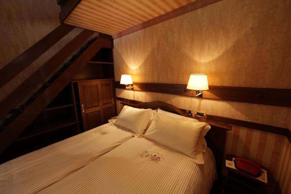 Hotel Petit Prince Antagnod Quarto foto
