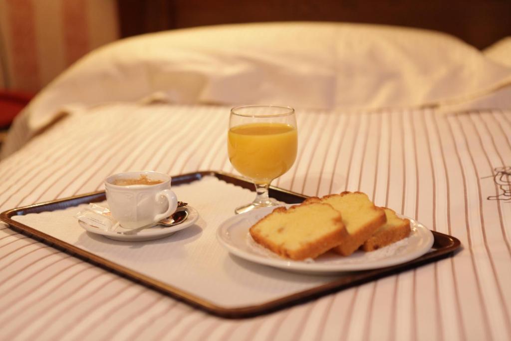 Hotel Petit Prince Antagnod Quarto foto