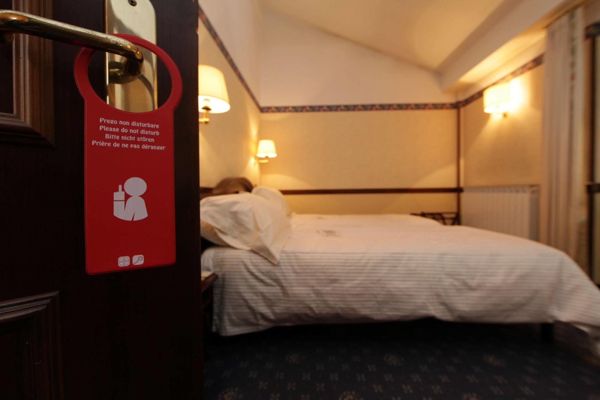 Hotel Petit Prince Antagnod Exterior foto
